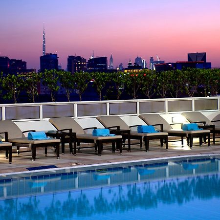 Crowne Plaza Dubai Deira By Ihg Hotel Tiện nghi bức ảnh Rooftop pool at the W Hollywood