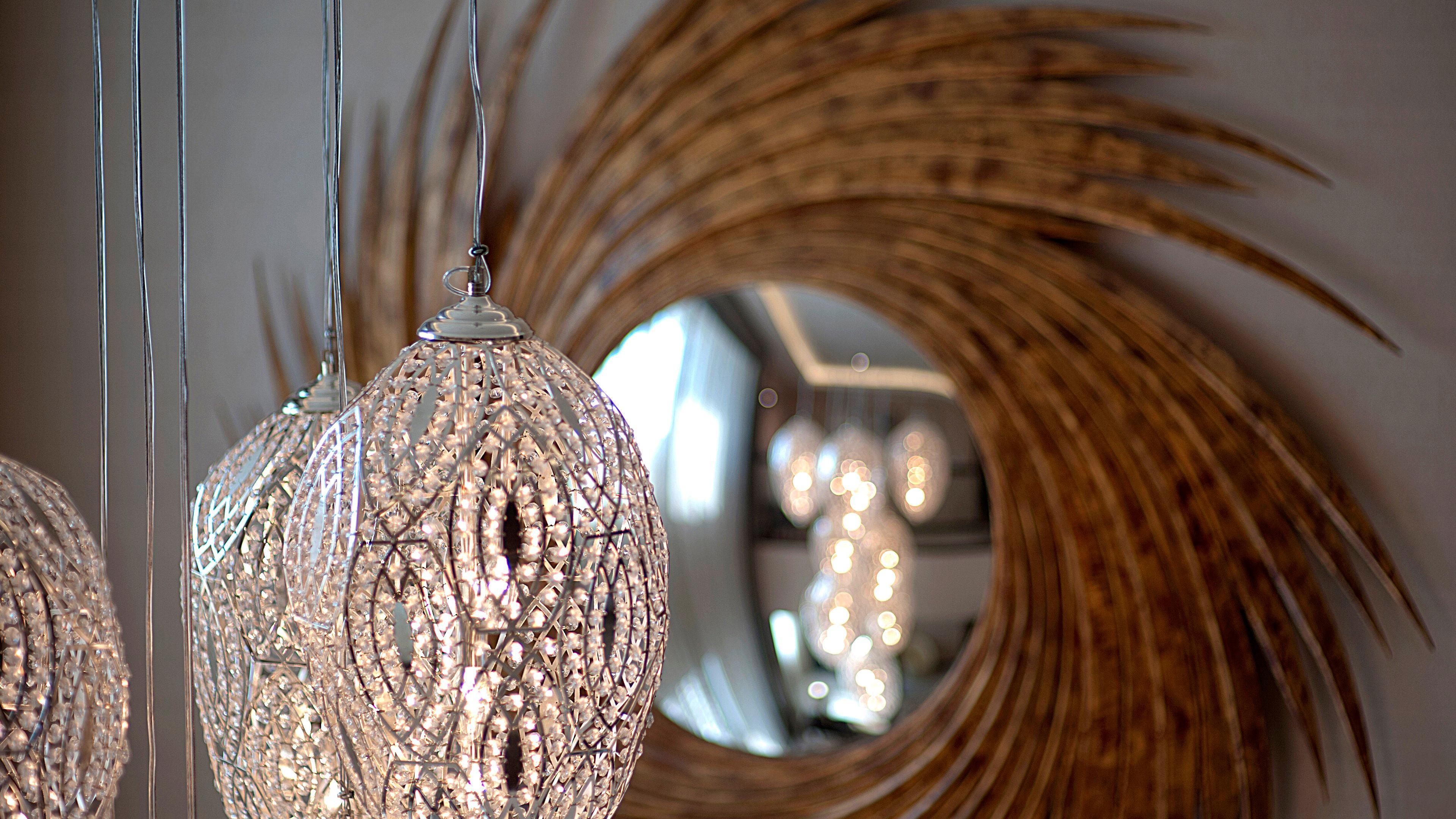 Crowne Plaza Dubai Deira By Ihg Hotel Ngoại thất bức ảnh A hanging light